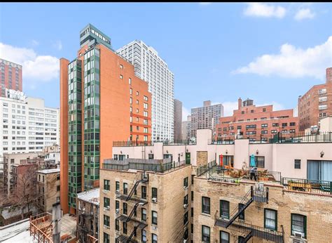 233 East 69th Street Unit 9e 1 Bed Apt For Sale For 669000