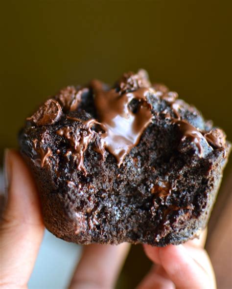 Check spelling or type a new query. Healthy 100 Calorie Double Fudge Banana Muffins | Dessert ...
