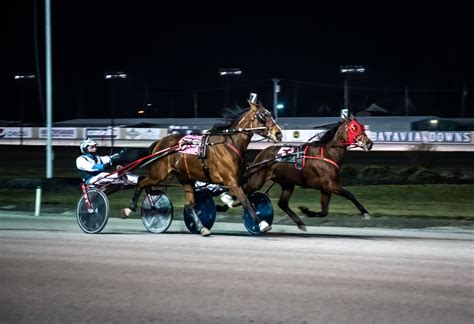 Stalbaum steals the show in Batavia Downs winter opener – Video News