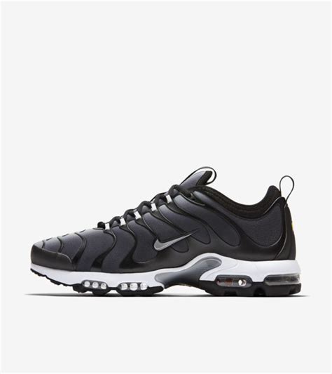 Nike Air Max Plus Tn Ultra Black And Wolf Grey Release Date Nike Snkrs Cz