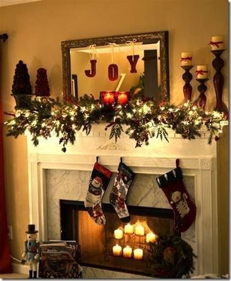 43 Marvelous Rustic Christmas Fireplace Mantel Decorating Ideas