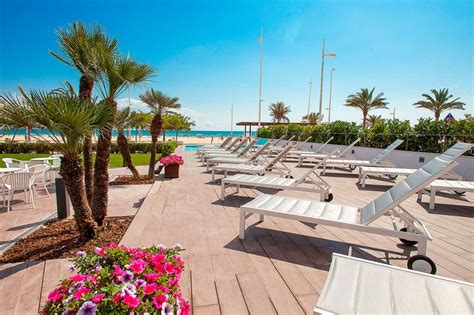 3 and 4 stars hotels. Hotel Bayren - Keraben Contract