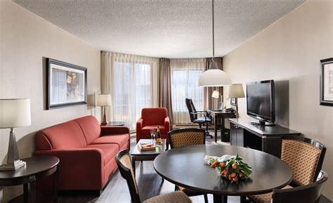 Les Suites Hotel Ottawa Updated 2022 Prices Reviews And Photos
