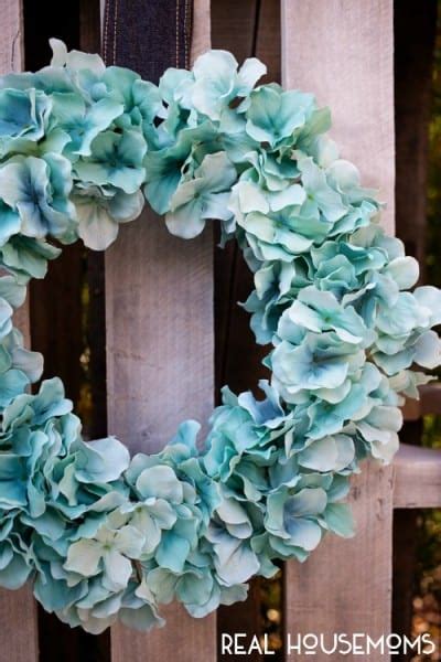 Easy Hydrangea Wreath ⋆ Real Housemoms