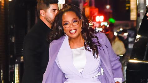 Oprah Winfrey Shows Off Her Stunning Slimmed Down Figure In A Lavender