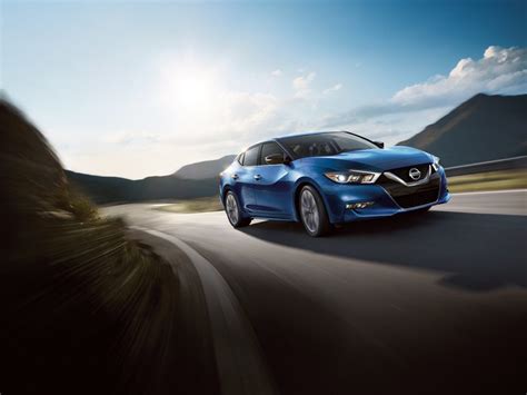 Nissan Maxima Holds On To Its Value The News Wheel