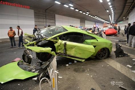 Lamborghini Gallardo And Ferrari 458 Crash Hard In Beijing Tunnel