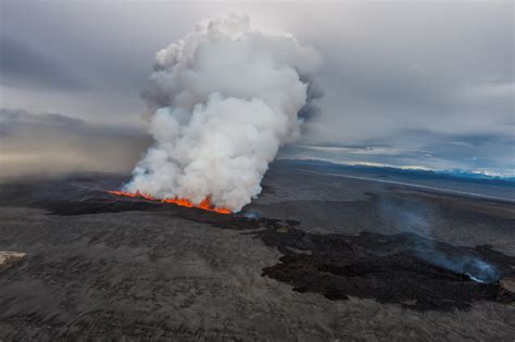 Bardarbunga Volcano Erupts On Iceland المرسال
