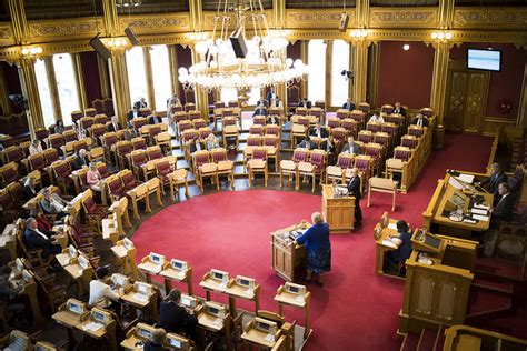 Stortinget på twitter vedlikeholdes av stortingets kommunikasjonsavdeling. Stortinget ber regjeringen utrede franchisemodellen ...