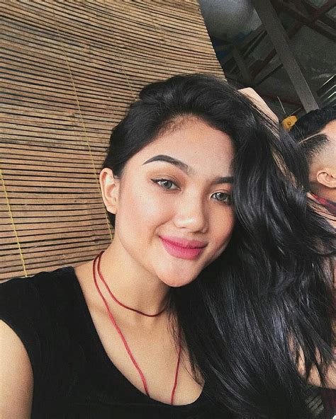 Foto Marion Jola Kontestan Indonesian Idol Yang Cantik Dan Seksi Abis