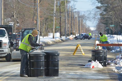 If your engine has been idle for more than a month, such as when coming out of winter storage, check the fuel to make sure the mixture hasn't degraded. Home heating oil spill prompts Westfield police to close ...