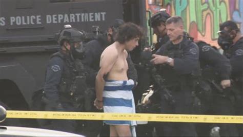 LAPD Barricades Naked Suspect With Sword In Venice California Santa Monica Observer