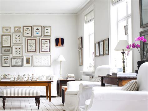 White Living Room Interior Design Ideas 