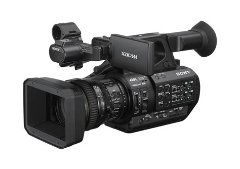 Sony Debuts 4k 3 Chip Camcorder Cxo Insight Middle East