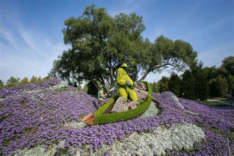 Living Sculptures Made Of Plants Finegardening