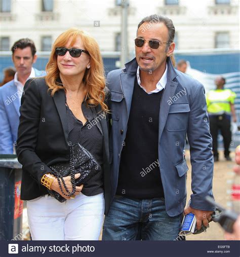 Bruce springsteen's letter to you. Bruce Springsteen and his wife Patti Scialfa arrive to watch their Stock Photo: 78798171 - Alamy
