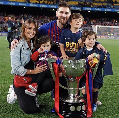 Messi Seals Another La Liga Title For Barcelona Celebrates With His Kids