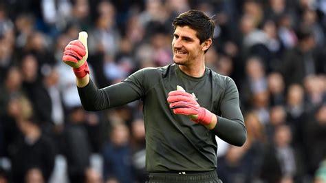 Thibaut courtois macht einen überraschenden schritt. Als erster Belgier: Thibaut Courtois ist „Spieler des ...