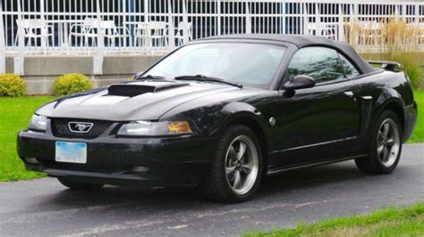 Standard equipment on ford mustang base models includes the 40th anniversary package is available on all 2004 ford mustang premium models and includes either red, black or white exterior paint; 2004 Ford Mustang GT Convertible 40th Anniversary for Sale ...