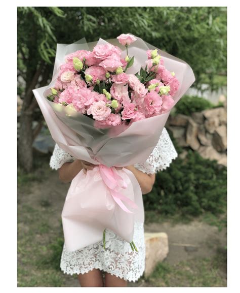 Order Bouquet Of Flowers A Giant Bouquet With Eustoma With Delivery