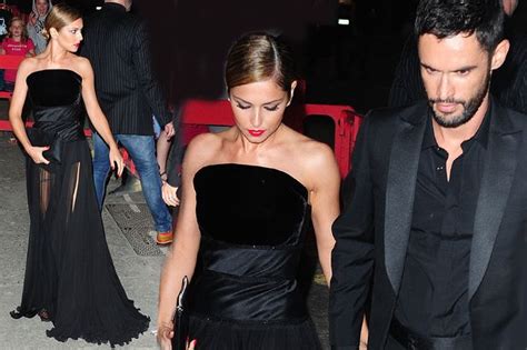 The Bride Wore Black Cheryl Cole Arrives At Uk Wedding Bash With New