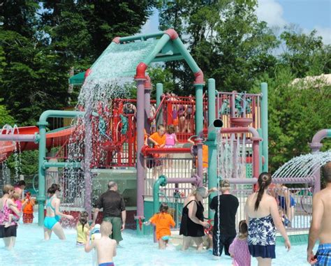 The world of entertainment at its wettest! Splashing around at Dollywood's Splash Country! | Panama ...