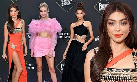 Peoples Choice Awards 2019 Best Dressed Stars On The Red Carpet