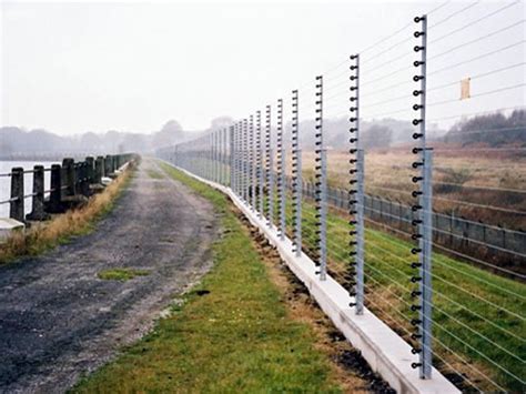 The voltage of the shock may have effects ranging from discomfort to death. Electric Fence Installation - Mr Fence