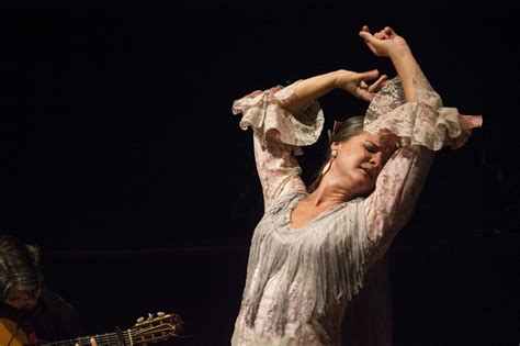 ¿qué Es El Baile Flamenco Por Victoria