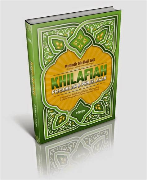 Imam syafii menjadi yatim, ayahnya meninggal saat ia masih sangat kecil kemudian ibunya membawanya ke mekkah. Jejak Merpati Al-Azhar: Istilah Fiqh Mazhab Al-Imam Asy-Syafie