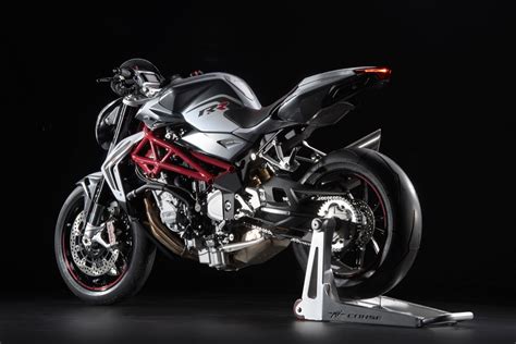 Mv Agusta Brutale 1090 Rr 2015 Present Specs Performance And Photos