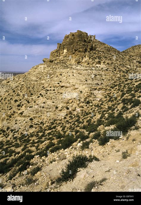 Vast Mountain Scenery In The Atlas Mountains Tunisia Stock Photo Alamy