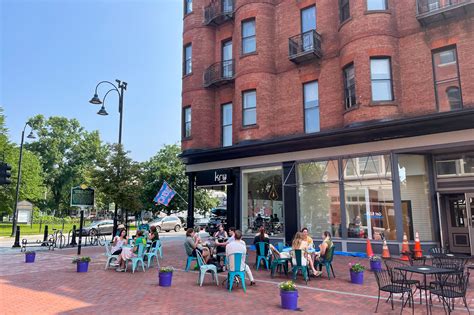 7 Things Youll See On Church Street In Burlington Vermont