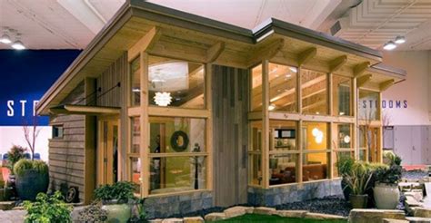 Square Foot Prefab Cottage That Feels Bigger Inside Then It Looks