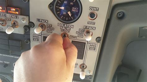 B737 Isolation Valve Switch From Open To Auto Youtube