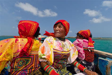 Kuna Indian Women In Native Costume With Mola Embrodery Blouses In A