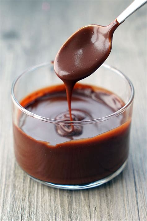 Chocolate Sauce Recipe For Plating Dipping And Drizzling Dessarts