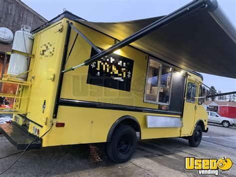 Pin On Food Trucks And Mobile Kitchens For Sale