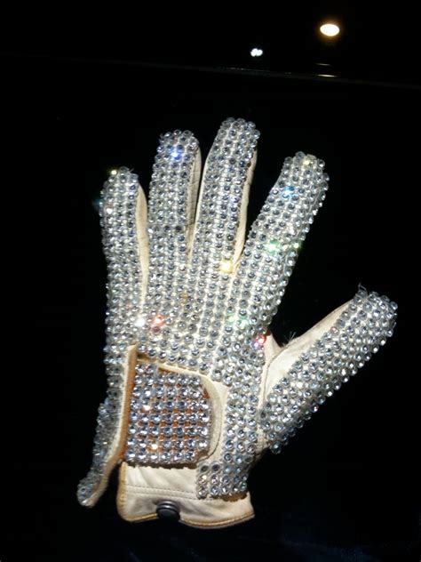 To See What I See Michael Jacksons Glove