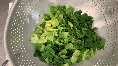 How To Cut Lettuce Youtube
