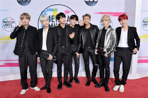 Amas 2017 Bts Wears Matching Black Outfits Teen Vogue