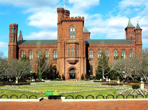 Smithsonian Institution Archives
