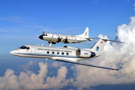 Flying Through The Eye Of The Storm Noaa Hurricane Hunters