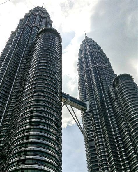 Located beside petronas twin towers, it features spa facilities. Bercuti Di Kuala Lumpur Dengan Traveloka - Hafiz Rahim