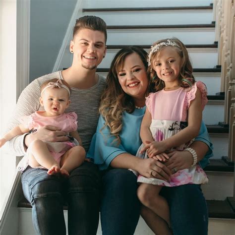 Teen Mom Catelynn Lowell Pregnant With Twins One Year After She Suffered Miscarriage With