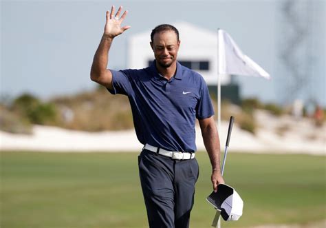 Tiger Woods Returns At Hero World Challenge Live Leaderboard For