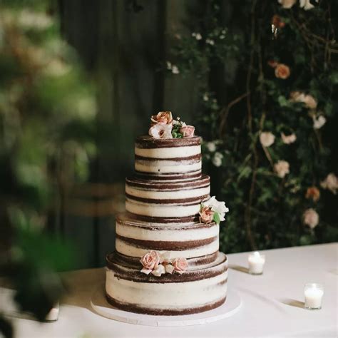 22 Decadent Chocolate Wedding Cakes