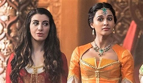 A genius accompanies aladdin in an epic quest. Aladdin in Hindi (2019) Full Movie Download | 480p (450 ...