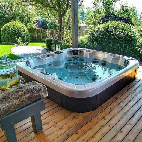 34 Inspiring Hot Tub Patio Design Ideas For Your Outdoor Decor