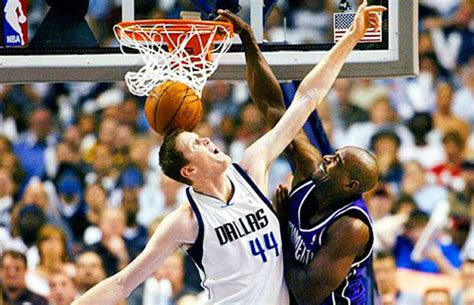 Shawn bradley was struck by a car while riding his bicycle in january. 20 Ridiculously Awkward But Awesome Photos of Shawn ...